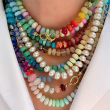 Load image into Gallery viewer, Mixed Beaded necklace
