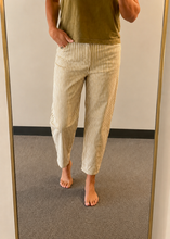 Load image into Gallery viewer, Bobbie Striped Barrel Jeans