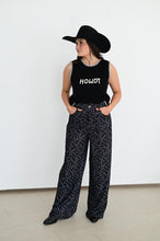 Load image into Gallery viewer, Horseshoe Trousers