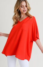 Load image into Gallery viewer, Go-to Blouse