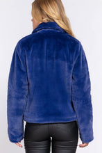 Load image into Gallery viewer, Blue Faux Far Jacket
