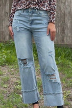 Load image into Gallery viewer, Skye Distressed Jeans
