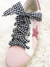 Load image into Gallery viewer, Checkered Shoe Laces
