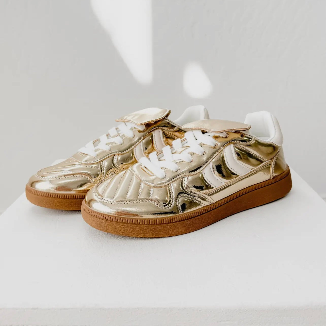 Milan Gold Sneakers