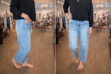 Load image into Gallery viewer, Rowena Barrel Jeans
