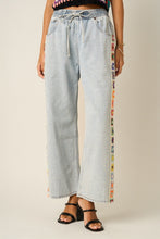 Load image into Gallery viewer, Crochet Trim Pants
