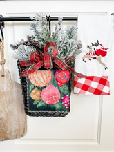 Load image into Gallery viewer, Mini Gallery Antique Pink Ornament
