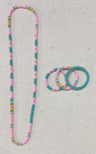 Load image into Gallery viewer, Seedbead Necklace Set
