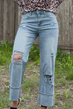 Load image into Gallery viewer, Skye Distressed Jeans
